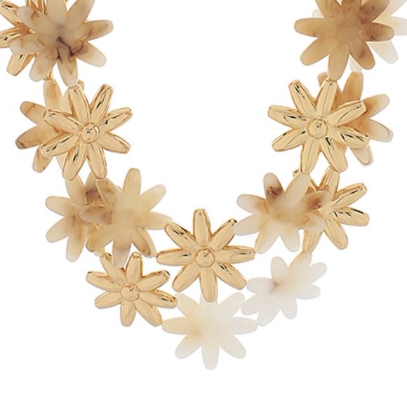 2 Layered Acrylic Flower Necklace - Picture 2 of 2